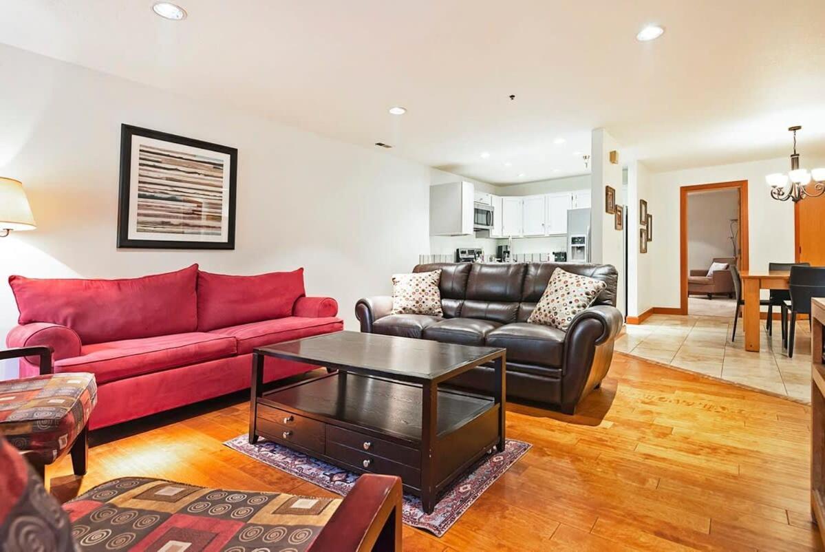 Stunning Location 2Bdr Condo Retreat بارك سيتي المظهر الخارجي الصورة