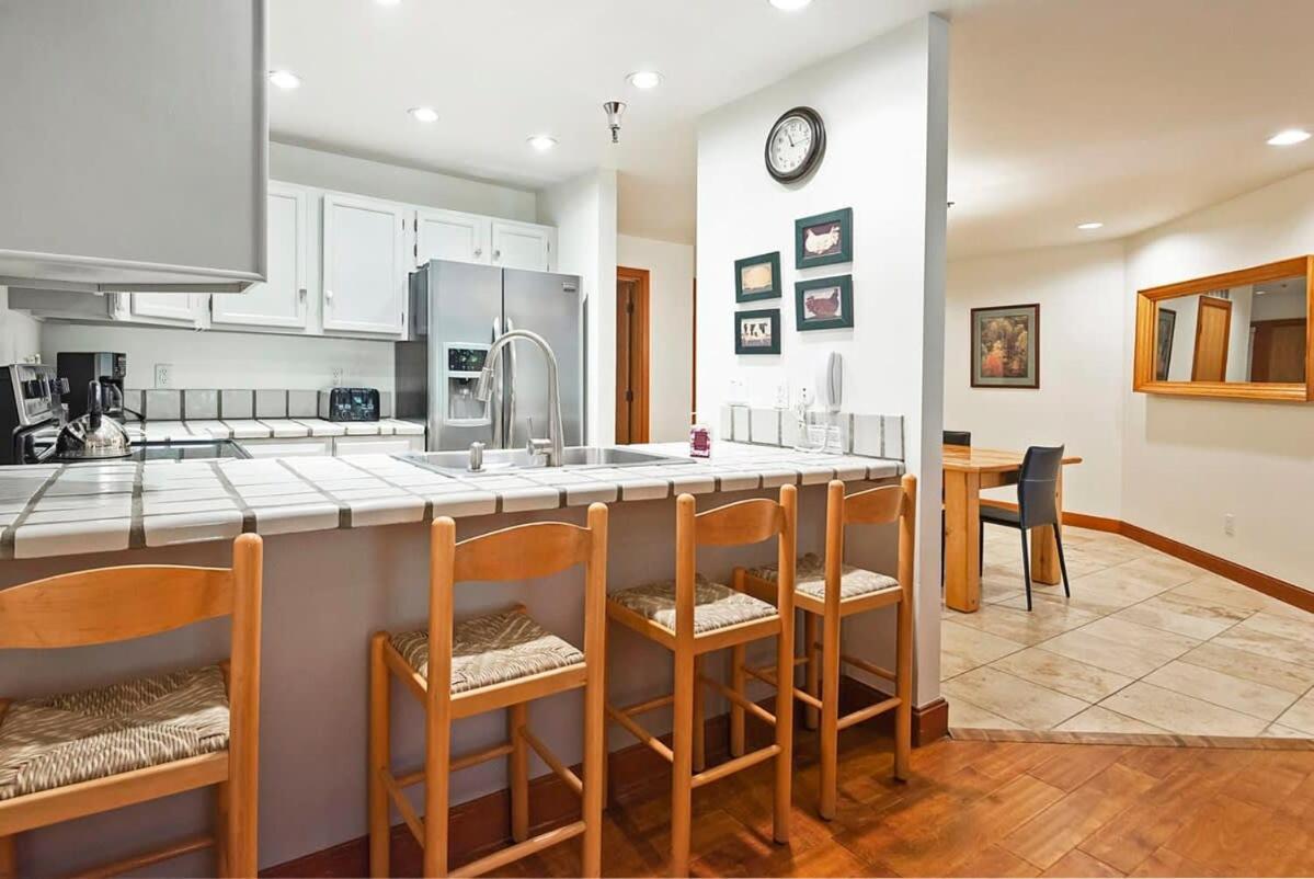 Stunning Location 2Bdr Condo Retreat بارك سيتي المظهر الخارجي الصورة